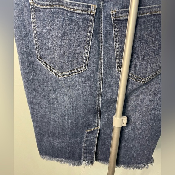 Liverpool pull on Women's Blue Denim Skirt size 6/28 - Picture 4 of 8